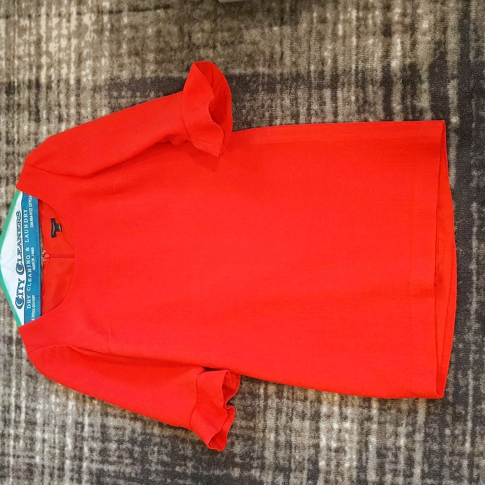 Ann Taylor red shift dress